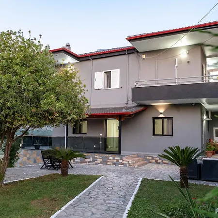 Vila Verde بيت ضيافة ساراندا