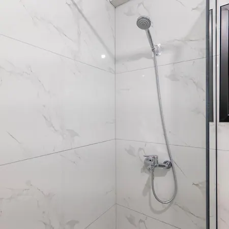 Vila Verde بيت ضيافة ساراندا